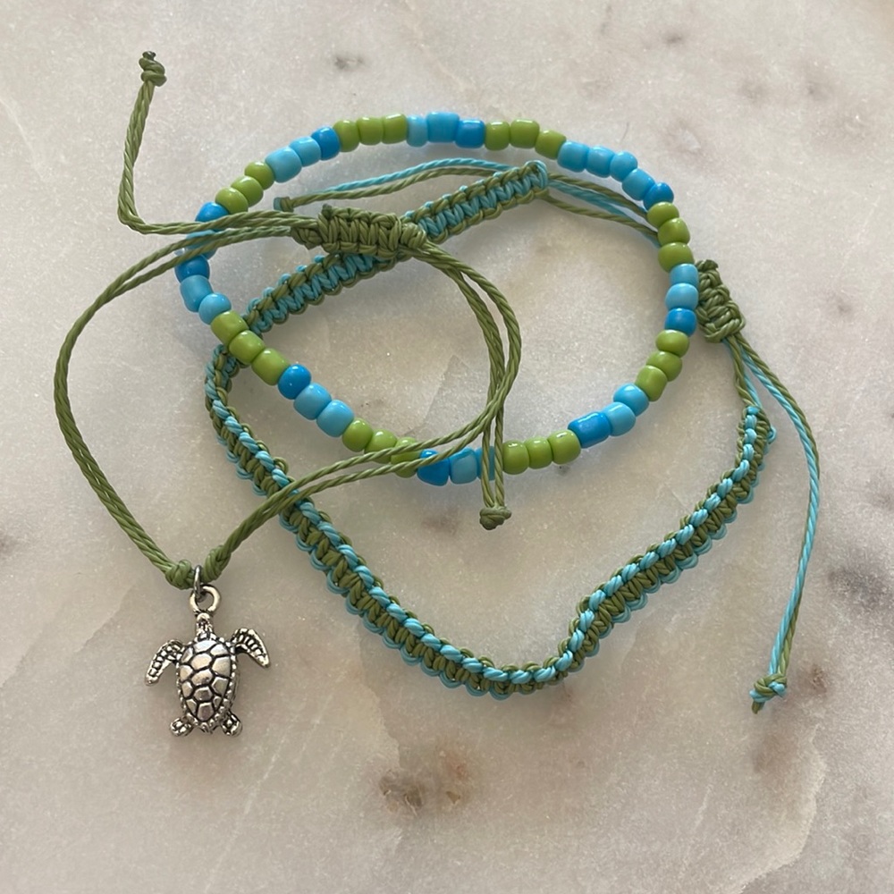 Sea turtle bracelet set